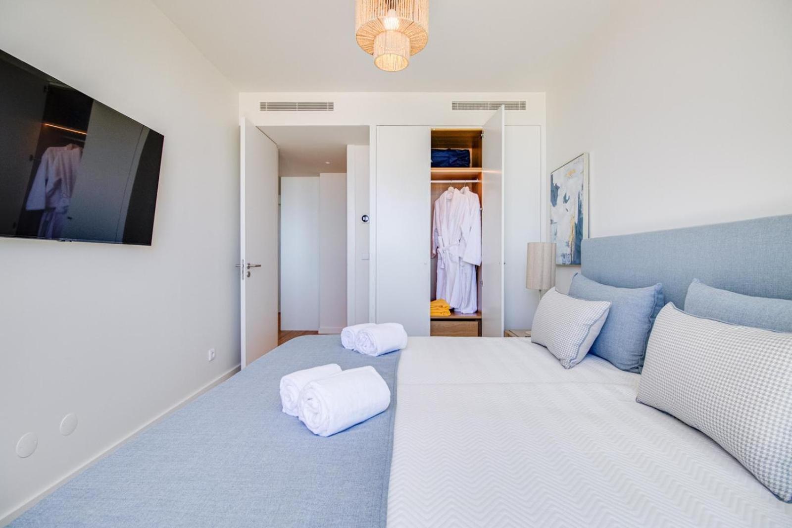 Bayline Cond - Sea View - - Pool - Gym - Truta By Bedzy