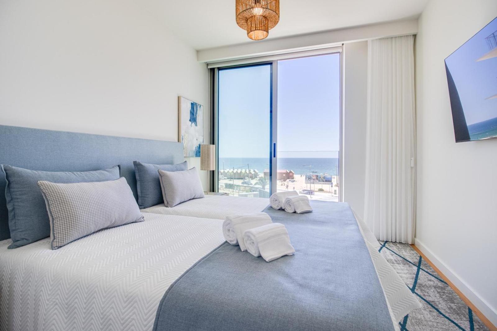 Bayline Cond - Sea View - - Pool - Gym - Truta By Bedzy *