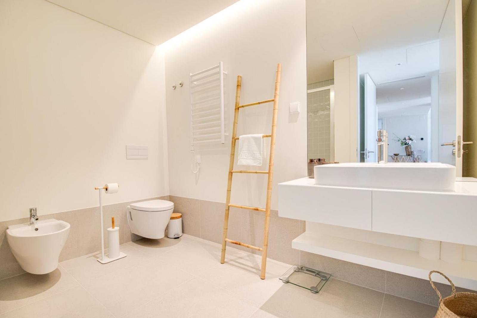 Bayline Cond - Sea View - - Pool - Gym - Truta By Bedzy Armacao de Pera