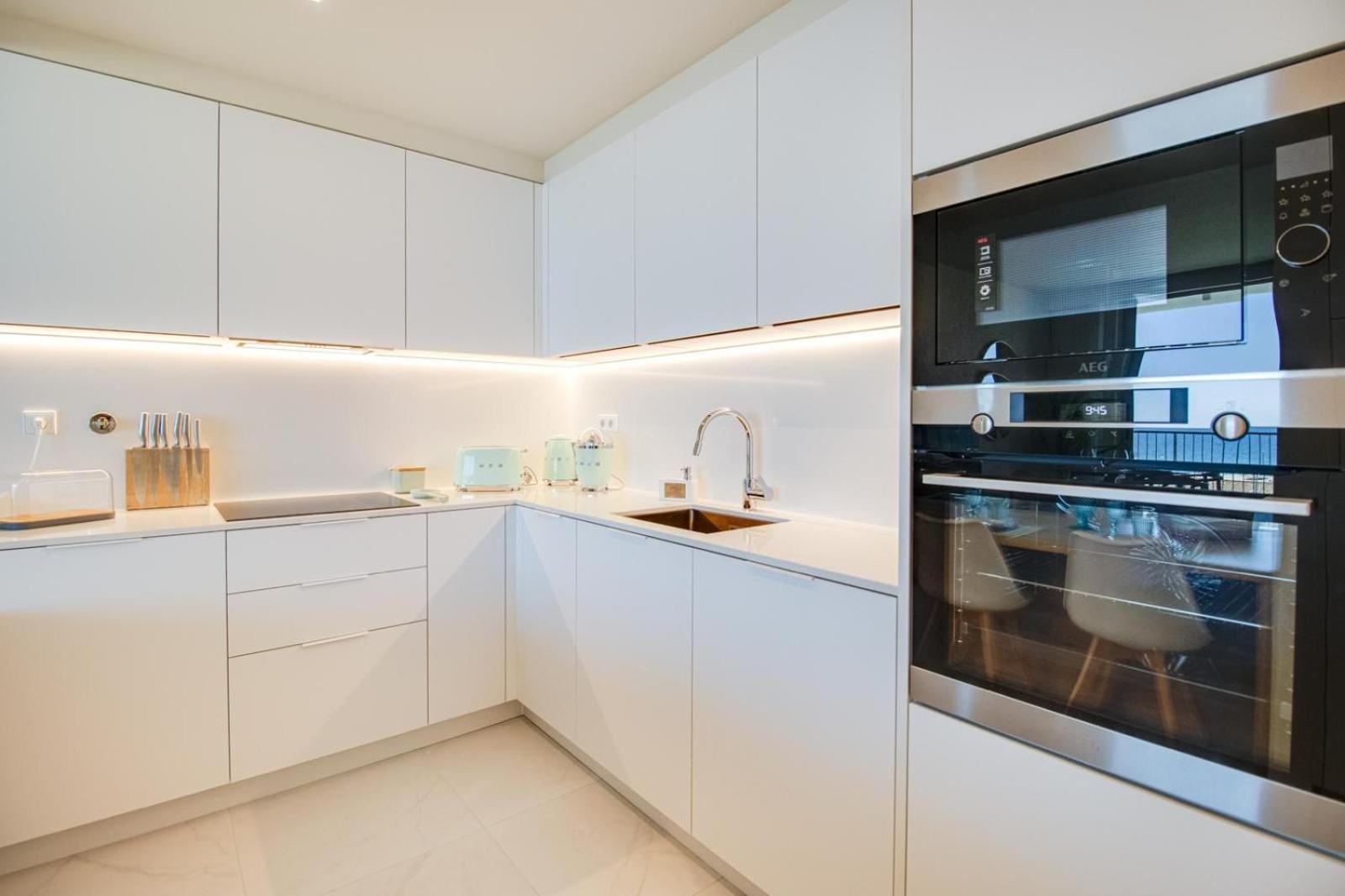 Bayline Cond - Sea View - - Pool - Gym - Truta By Bedzy * Armacao de Pera