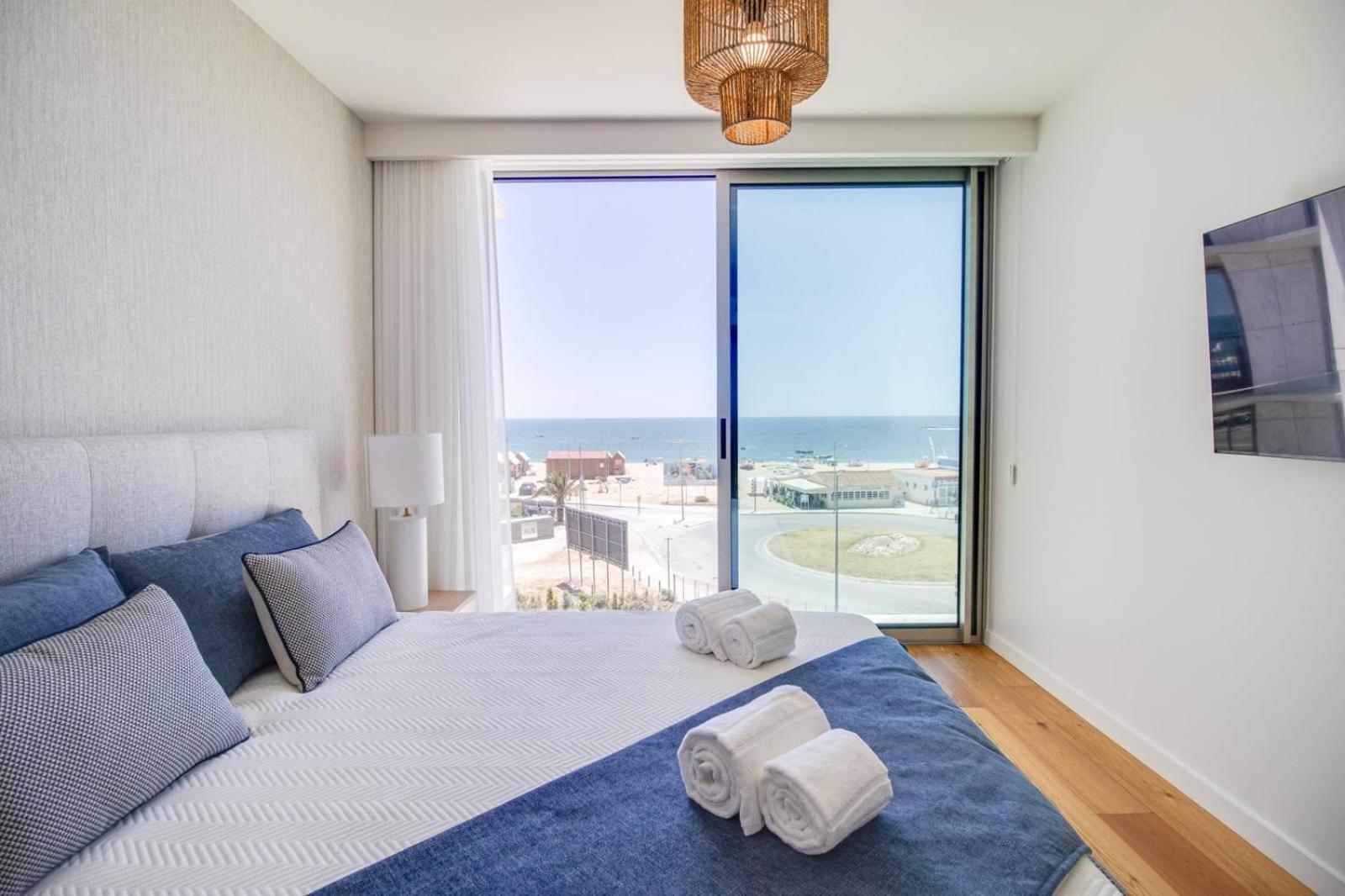 Bayline Cond - Sea View - - Pool - Gym - Truta By Bedzy *